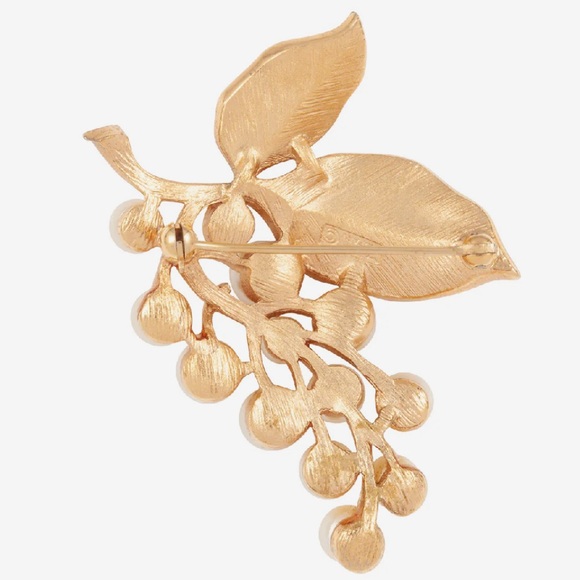 Vintage Designer Crown Trafari Susan Caplan Gold Faux Pearl Grape Brooch - Picture 2 of 12